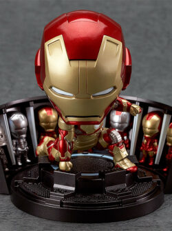 Nendoroid 349. Iron Man Mark 42: Hero’s Edition + Hall of Armor Set / Железный человек Марк 42