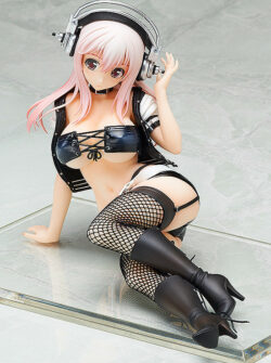 Super Sonico: After The Party Complete Figure